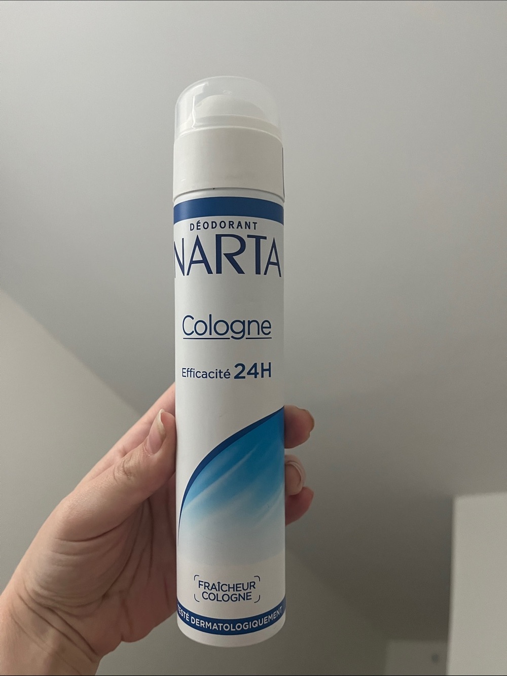 Cologne Deodorant Spray 24H - White & Blue